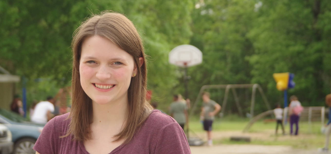 Cashie Waller is a professional elementary school teacher and gifted musician, very popular with the kids!